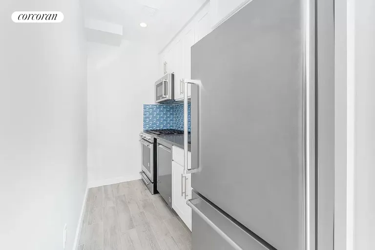New York City Real Estate | View 14-11 31st Avenue, 1A | room 1 | View 2