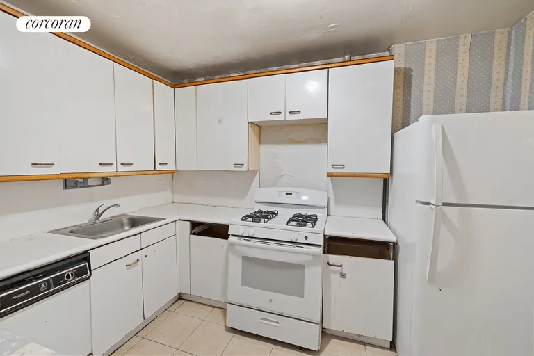 New York City Real Estate | View 1270 East 51st Street, 3N | 2 Beds, 1 Bath | View 1