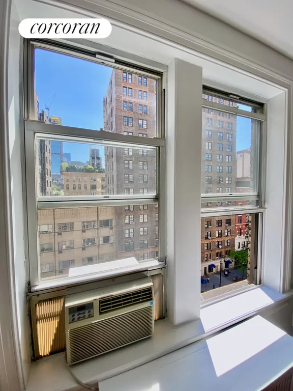 New York City Real Estate | View 41 West 72Nd Street, 8C | room 6 | View 7
