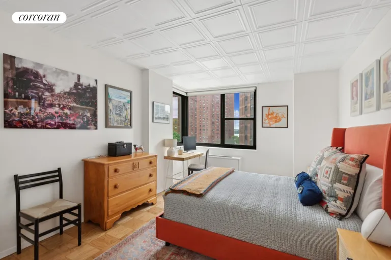 New York City Real Estate | View 340 East 93rd Street, 6C | Corner Windowed Bedroom with River | View 4