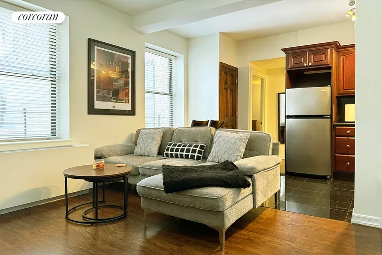 New York City Real Estate | View 150 West 51st Street, 1609 | 2 Beds, 1 Bath | View 1