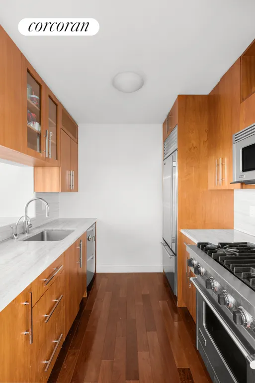 New York City Real Estate | View 88 Greenwich Street, 2005 | Kitchen | View 4