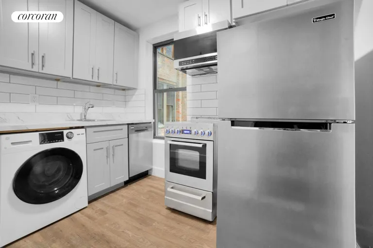 New York City Real Estate | View 526 East 82Nd Street, 5 | 2 Beds, 1 Bath | View 1