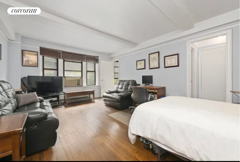 New York City Real Estate | View 319 East 50th Street, 3B | Living Area | View 4