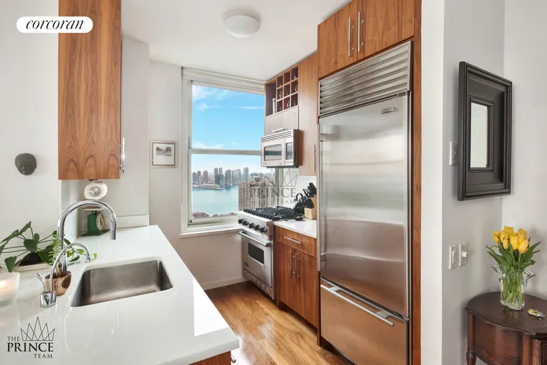 New York City Real Estate | View 88 Greenwich Street, 3101 | room 2 | View 3