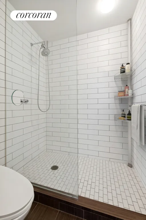 New York City Real Estate | View 15 William Street, 42I | room 9 | View 10