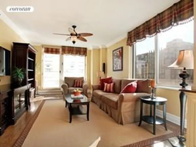 New York City Real Estate | View 170 East 87th Street, E17C | 2 Beds, 2 Baths | View 1