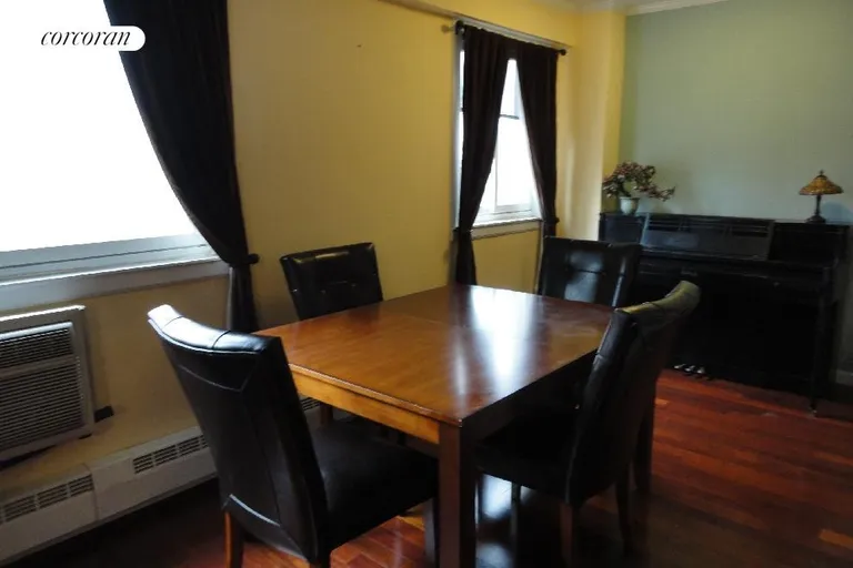 New York City Real Estate | View 191 Willoughby Street, 9J | Enjoy your meals in a well appointed dining room | View 4