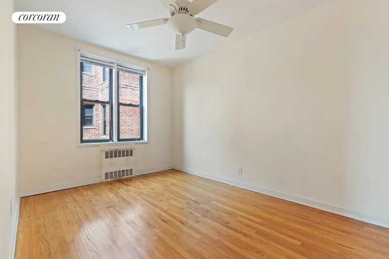 New York City Real Estate | View 2280 Burnett Street, 5F | room 3 | View 4