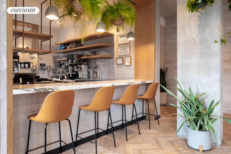 New York City Real Estate | View 30-77 Vernon Boulevard, PH804S | room 20 | View 21