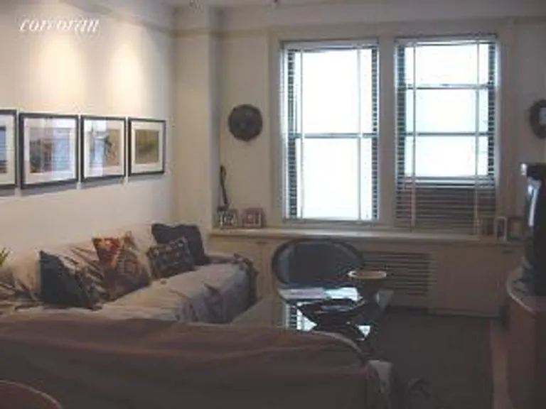 New York City Real Estate | View 878 West End Avenue, 9D | 1 Bed, 1 Bath | View 1
