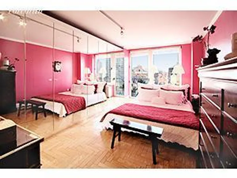 New York City Real Estate | View 170 East 87th Street, W10A | room 2 | View 3