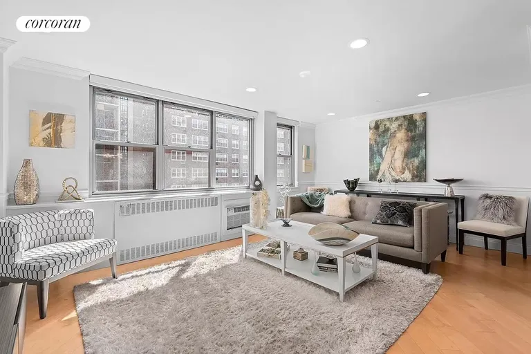 New York City Real Estate | View 32 Gramercy Park South, 9J | room 1 | View 2