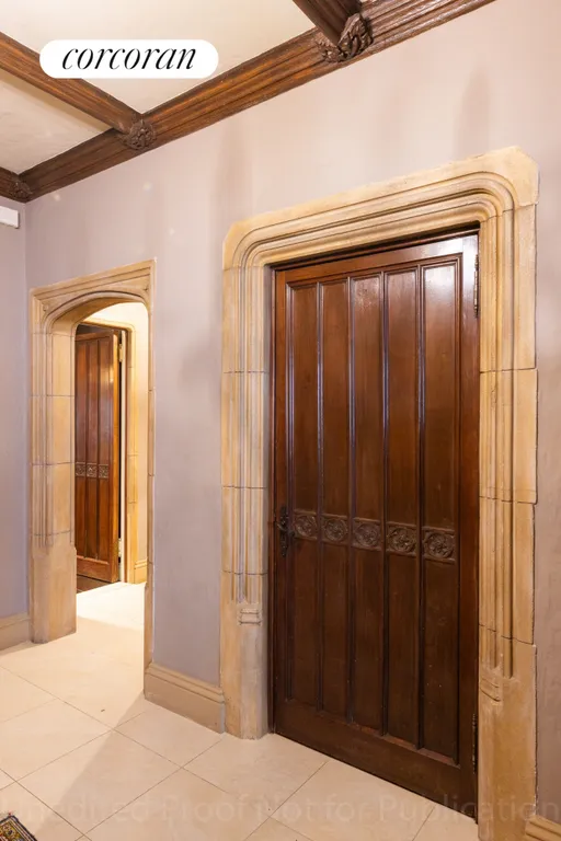 New York City Real Estate | View 480 Park Avenue, 15E | Exceptional Closets | View 17