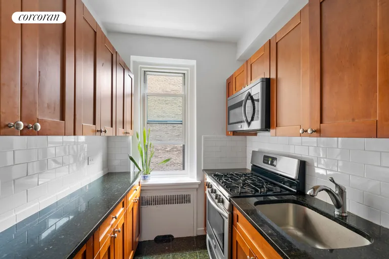 New York City Real Estate | View 250 Cabrini Boulevard, 3F | Kitchen | View 5