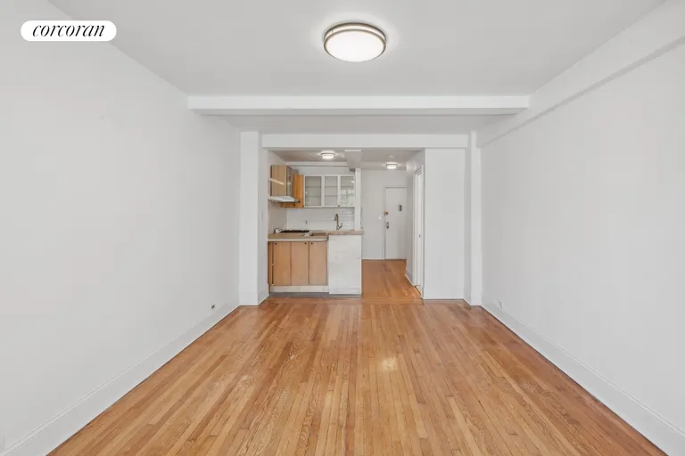 New York City Real Estate | View 101 Lafayette Avenue, 6J | Living Room | View 2