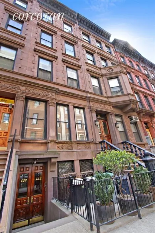 New York City Real Estate | View 132 West 73rd Street, 4R | 1 Bath | View 1
