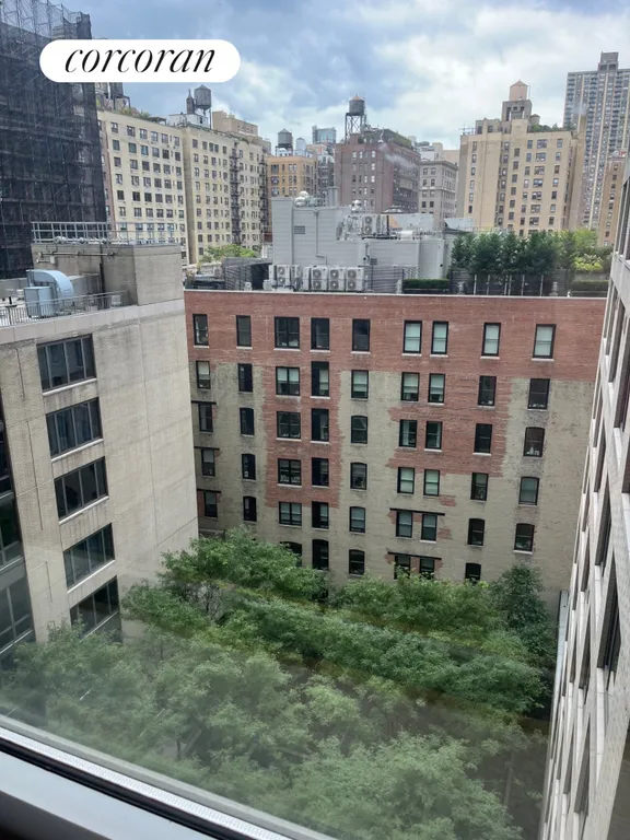 New York City Real Estate | View 220 Riverside Boulevard, 10W | room 9 | View 10