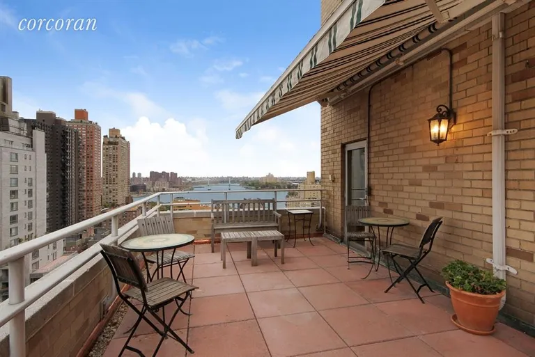 New York City Real Estate | View 525 East 86th Street, 19A | 1 Bed, 1 Bath | View 1
