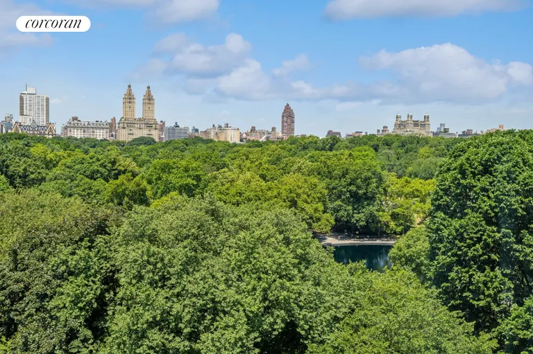 New York City Real Estate | View 920 Fifth Avenue, 8A | 5 Beds, 4 Baths | View 1