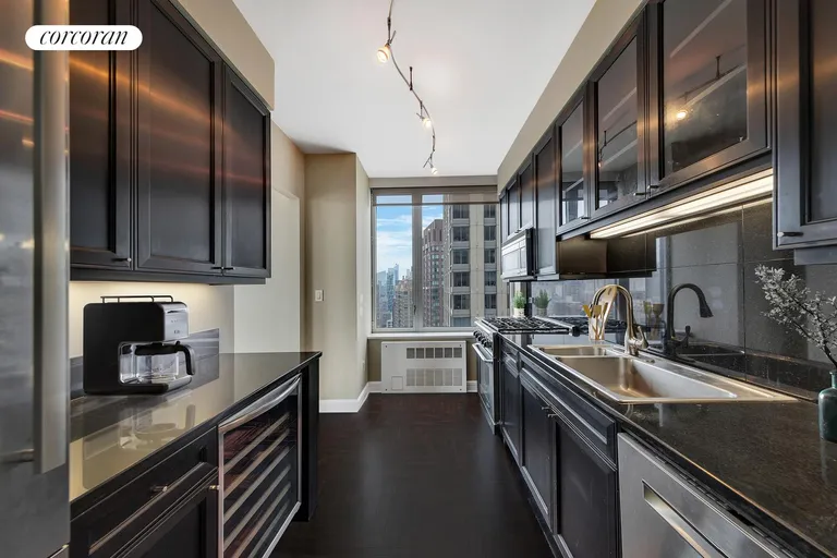 New York City Real Estate | View 220 Riverside Drive, 33C | room 2 | View 3