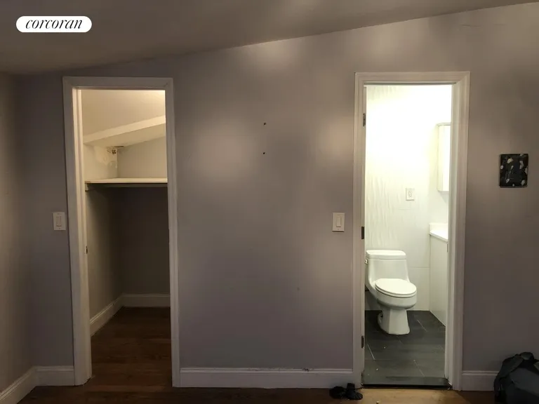 New York City Real Estate | View 85 Arlington Avenue | Duplex Primary Bath and Closet | View 10