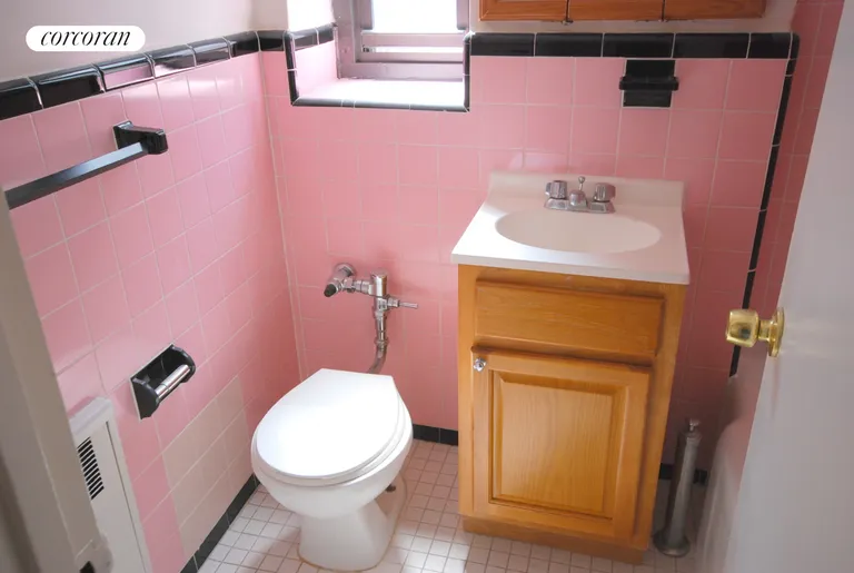 New York City Real Estate | View 109-23 71st Road, 2H | Full Bathroom | View 7