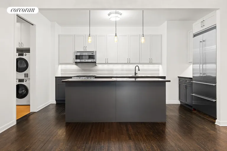 New York City Real Estate | View 252 Seventh Avenue, 7A | Kitchen | View 2