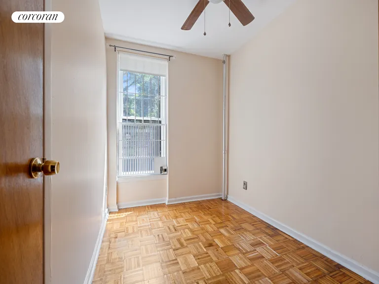 New York City Real Estate | View 810 Lexington Avenue, PARLOR | Bedroom | View 5