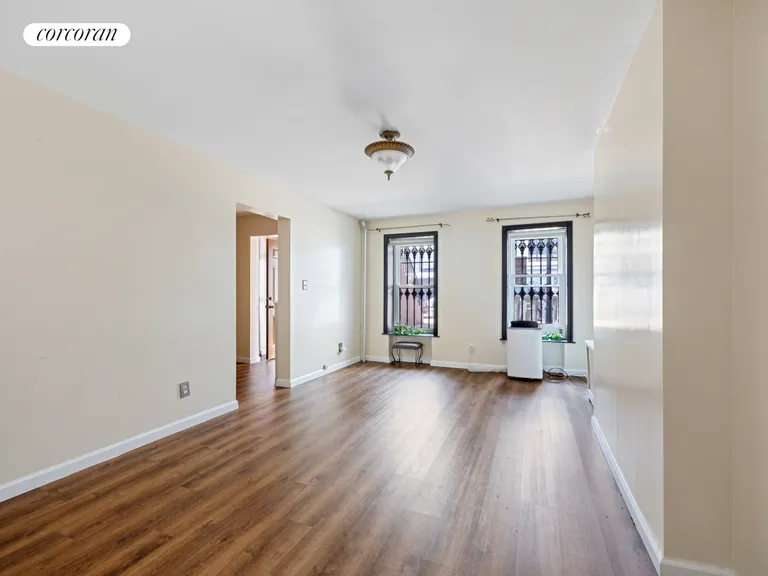 New York City Real Estate | View 810 Lexington Avenue, PARLOR | Bedroom | View 3