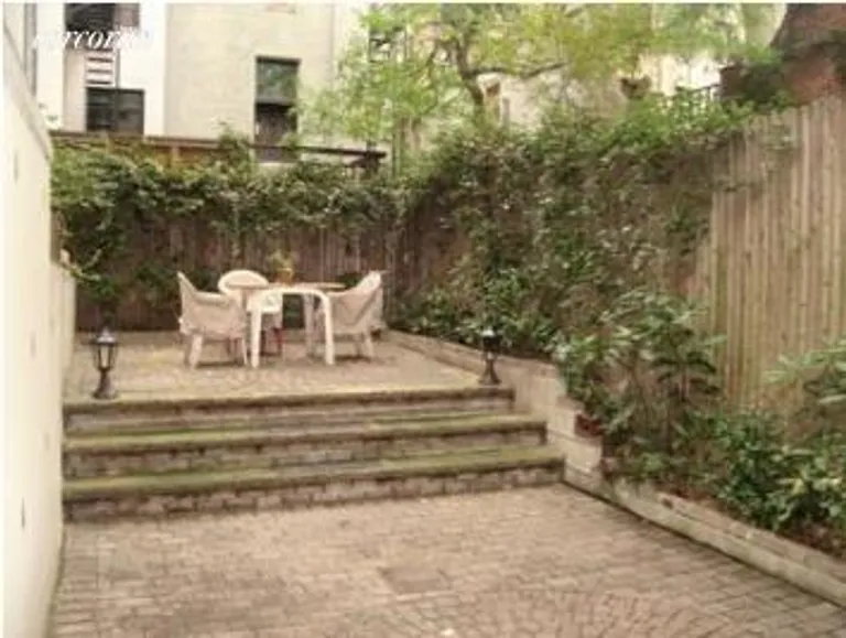 New York City Real Estate | View 223 East 48th Street, HOUSE | Garden | View 2
