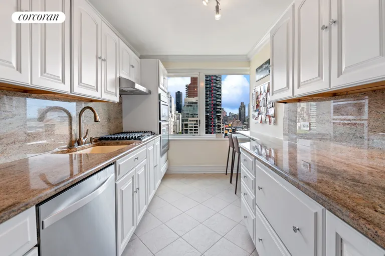 New York City Real Estate | View 300 East 59th Street, 1706 | Other Listing Photo | View 2