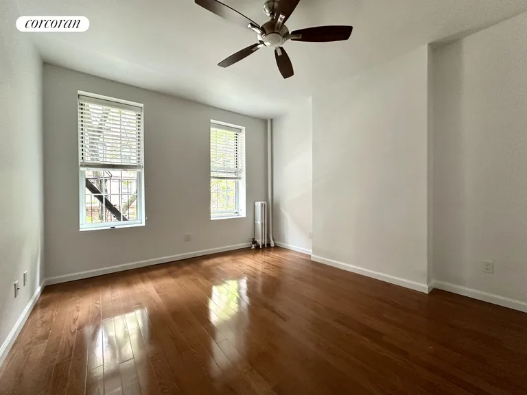 New York City Real Estate | View 326 East 93rd Street, 2A | room 3 | View 4