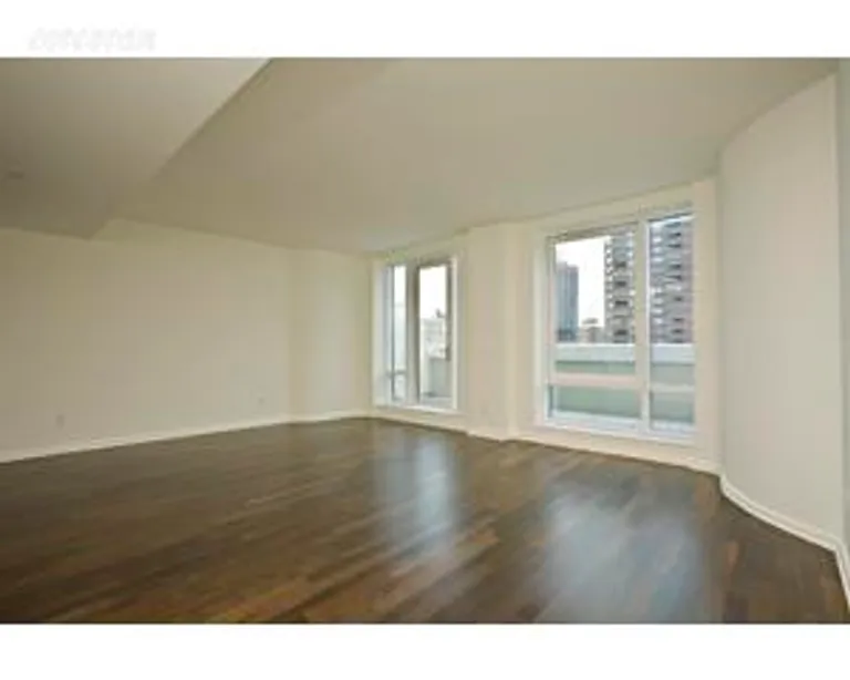 New York City Real Estate | View 340 East 23rd Street, SKYHOUSE E | room 1 | View 2