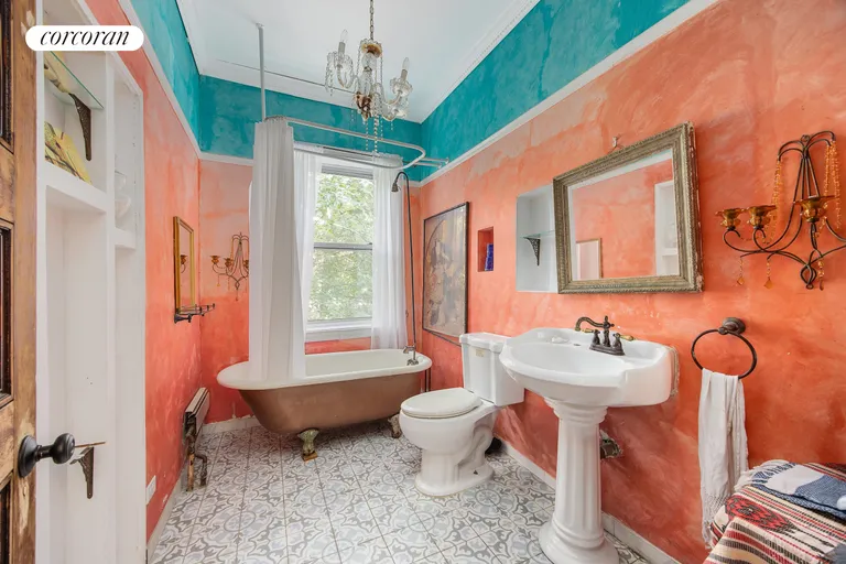 New York City Real Estate | View 102 Decatur Street | Full Bathroom | View 14