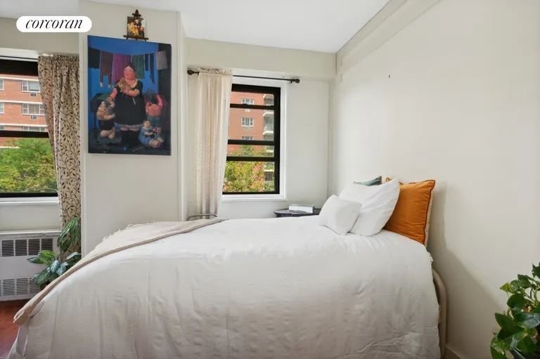 New York City Real Estate | View 39-60 54th Street, 3B | room 2 | View 3