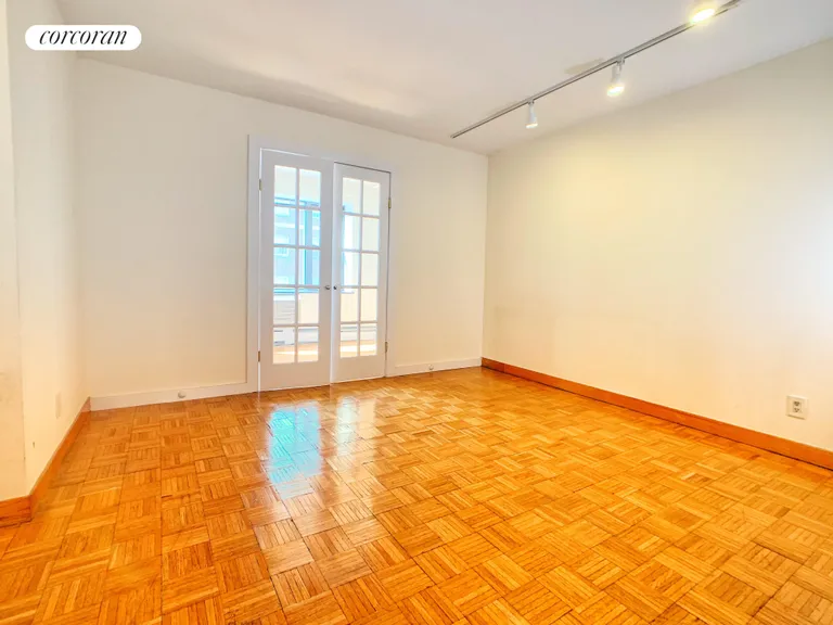 New York City Real Estate | View 400 East 14th Street, 5D | room 6 | View 7