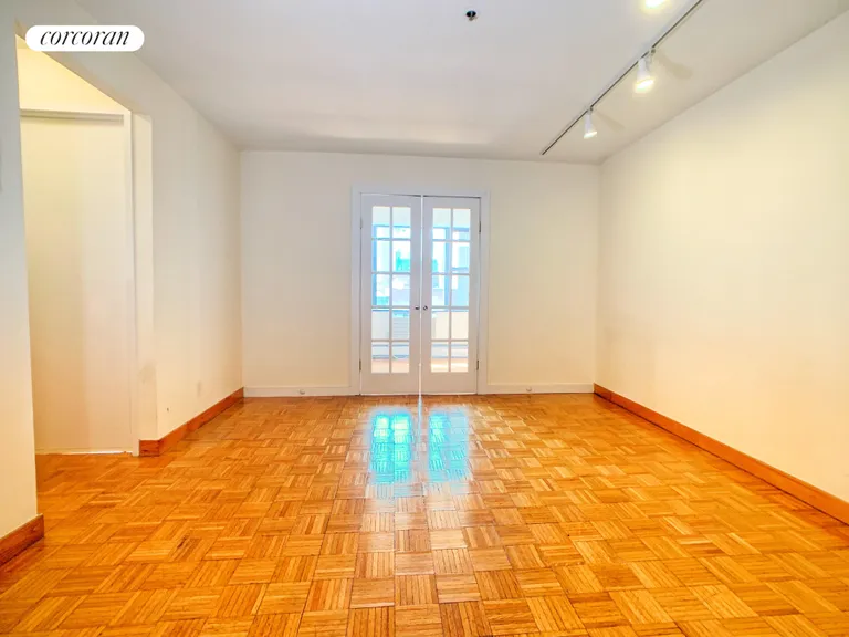 New York City Real Estate | View 400 East 14th Street, 5D | room 7 | View 8