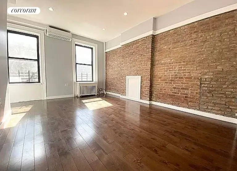 New York City Real Estate | View 381 Atlantic Avenue, 3 | Living Room | View 3