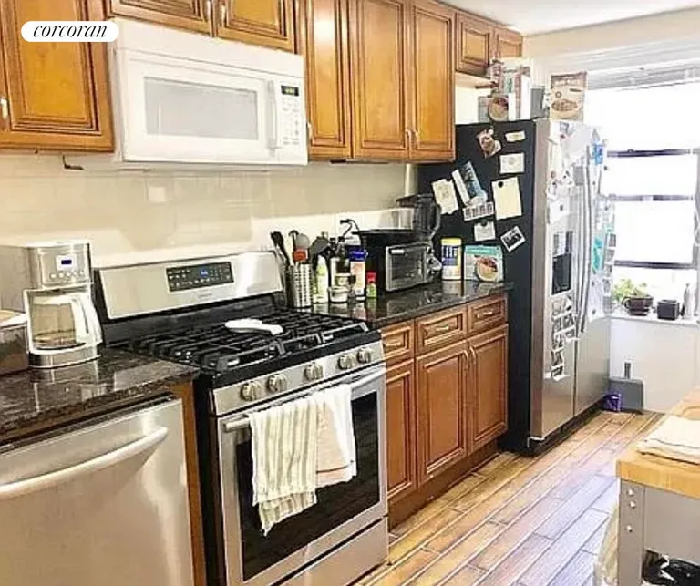 New York City Real Estate | View 381 Atlantic Avenue, 3 | Kitchen | View 4