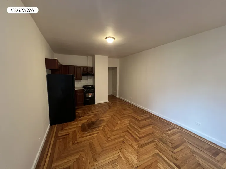 New York City Real Estate | View 2199 Holland Avenue, 3G | room 4 | View 5