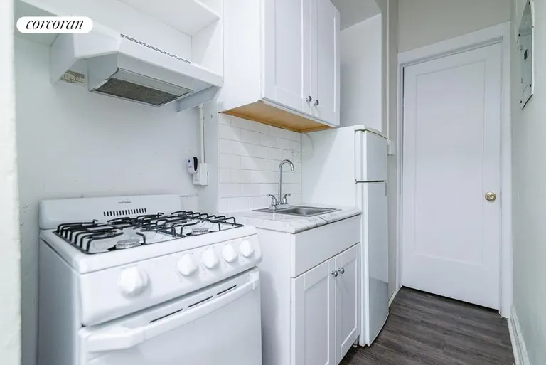 New York City Real Estate | View 2841 Broadway, 10L4 | Kitchen | View 3