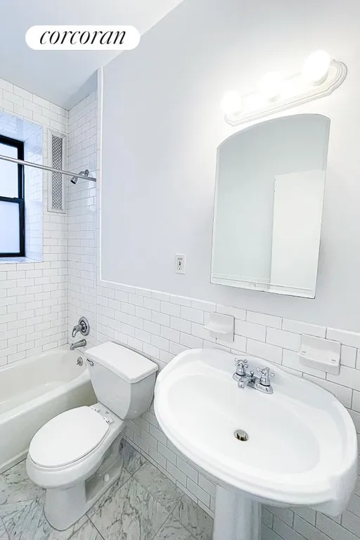 New York City Real Estate | View 2841 Broadway, 6L1 | Full Bathroom | View 4