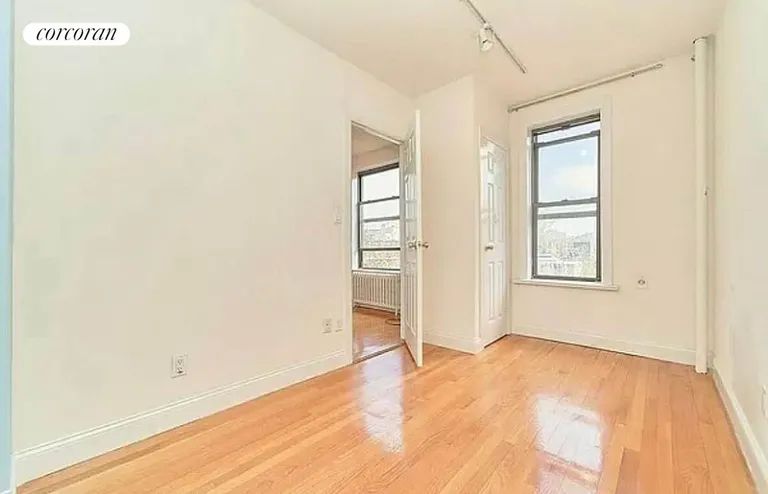 New York City Real Estate | View 55 Barrow Street, 3 | room 1 | View 2