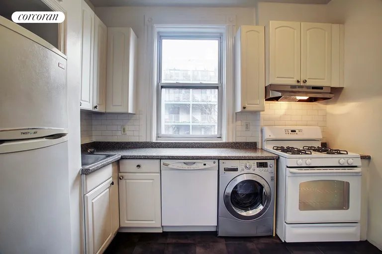 New York City Real Estate | View 83 Washington Place, 3R | Kitchen | View 4