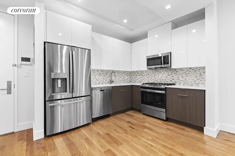 New York City Real Estate | View 21-59 44th Drive, 5D | room 2 | View 3