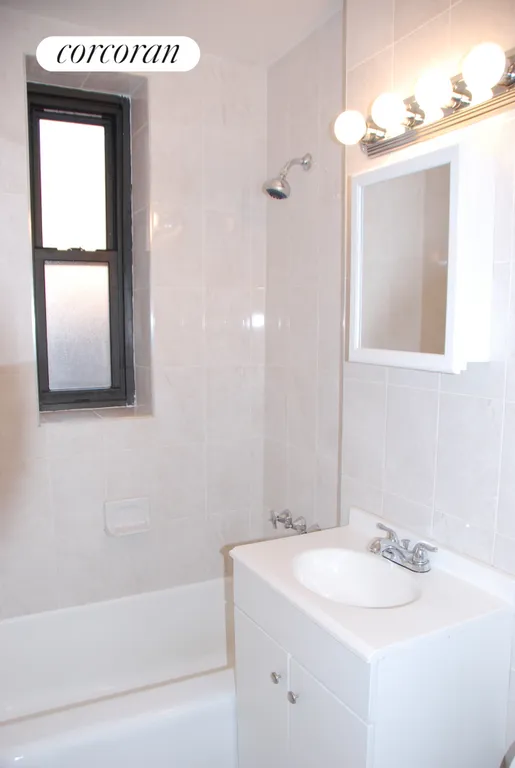 New York City Real Estate | View 109-23 71st Road, 4B | Primary Bathroom | View 7