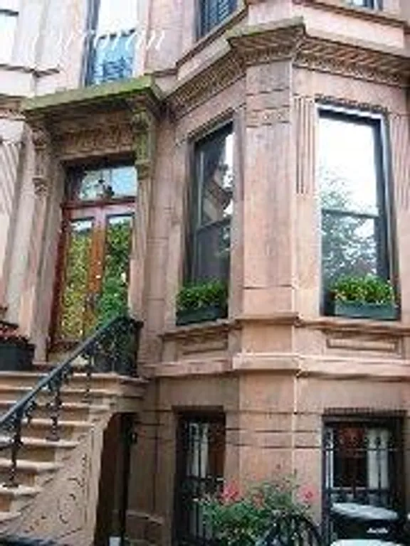 New York City Real Estate | View 212 Garfield Place | View 1