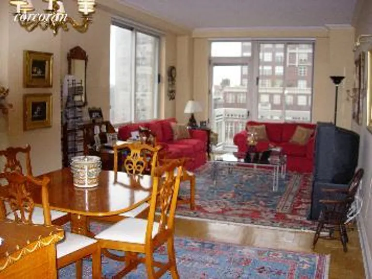 New York City Real Estate | View 170 East 87th Street, E21C | 1 Bed, 1 Bath | View 1
