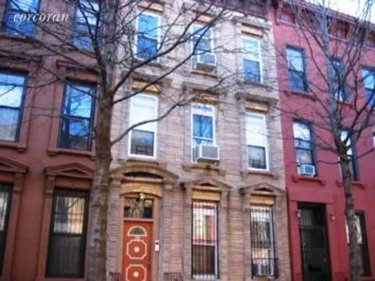 New York City Real Estate | View 32 Saint Marks Place, 2 | room 2 | View 3
